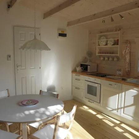 Chalet Luxury Chalet With Pool, Sauna & Wifi